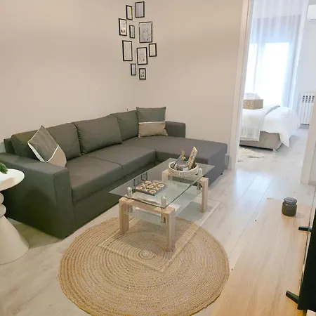 Ruby In Town Appartement